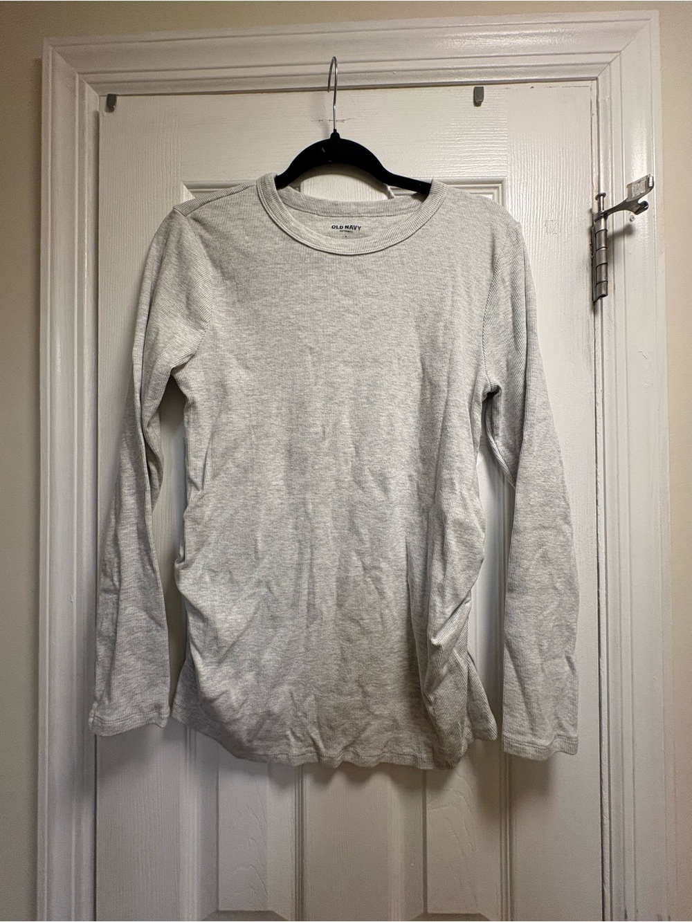 Old Navy Light Heather Gray Long-Sleeve Crewneck Tee